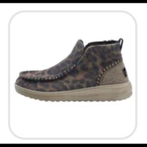 Brand new Hey Dude Helis